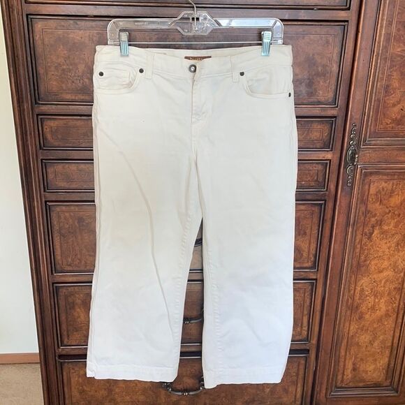 𝅺david Kahn woman’s white jeans - Picture 1 of 11